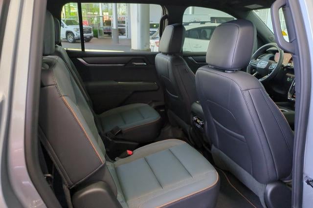 2024 GMC Acadia AT4