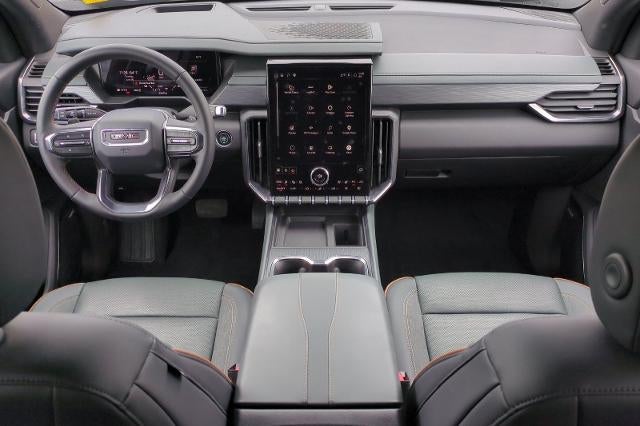 2025 GMC Acadia AT4