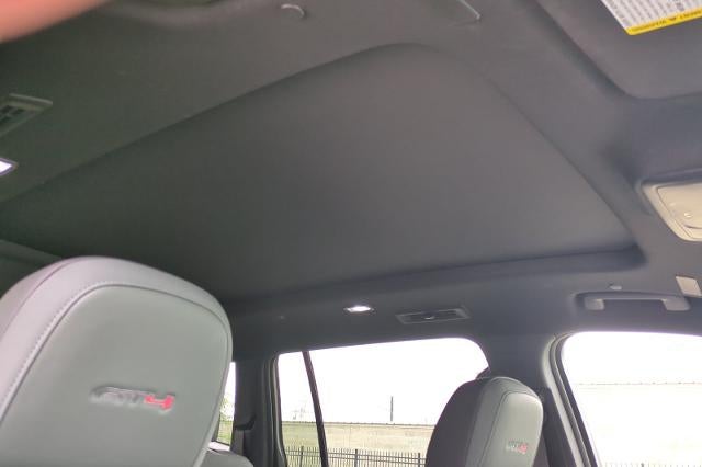 2025 GMC Acadia AT4