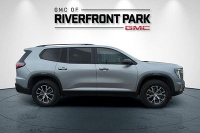 2025 GMC Acadia AT4