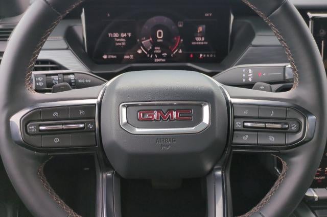 2025 GMC Acadia AT4