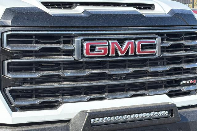 2025 GMC Sierra 2500 HD AT4
