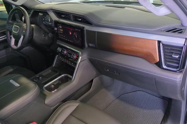 2025 GMC Sierra 3500 HD Denali