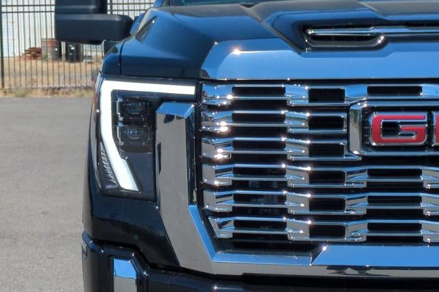 2025 GMC Sierra 3500 HD Denali