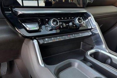 2025 GMC Sierra 3500 HD Denali
