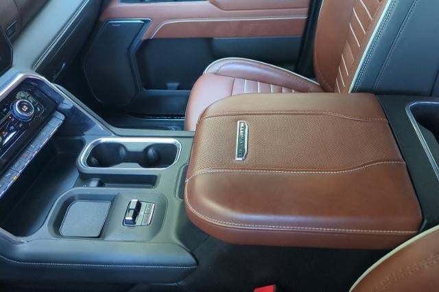 2025 GMC Sierra 3500 HD Denali Ultimate