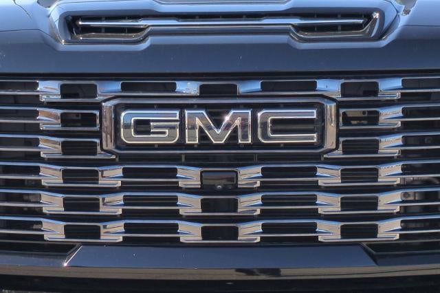 2025 GMC Sierra 3500 HD Denali Ultimate