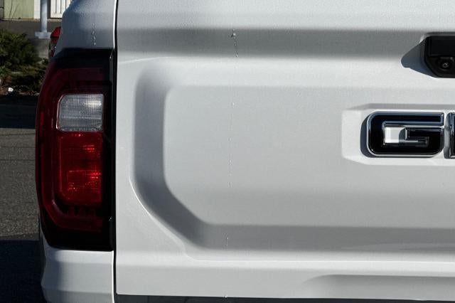 2023 GMC Canyon AT4