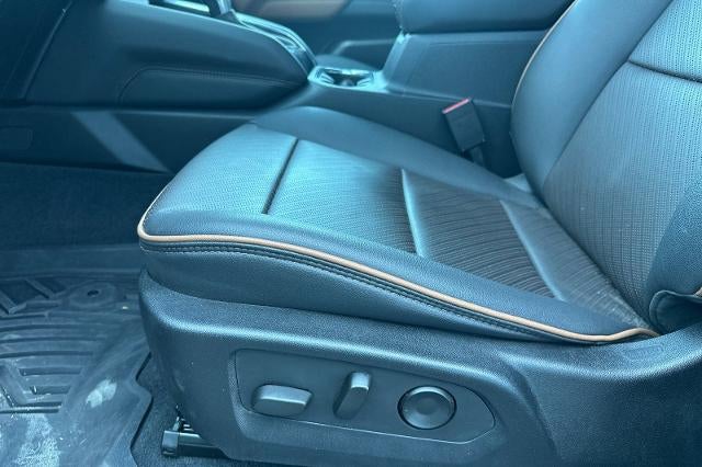 2023 GMC Canyon AT4