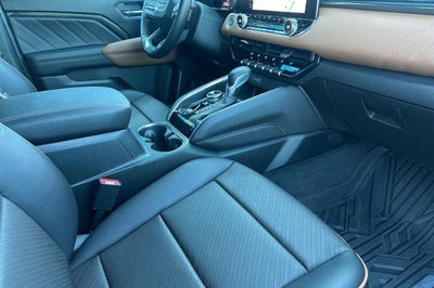 2023 GMC Canyon AT4