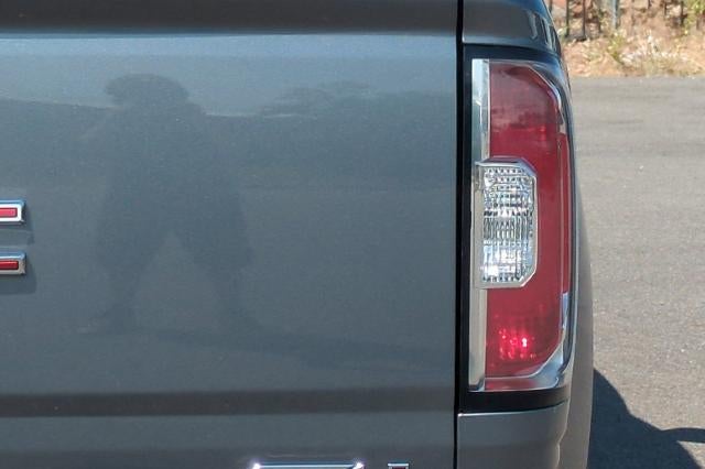 2022 GMC Canyon AT4 - Leather
