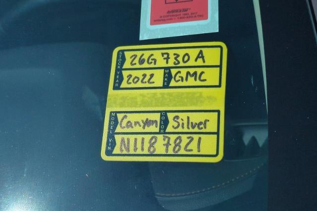 2022 GMC Canyon AT4 - Leather