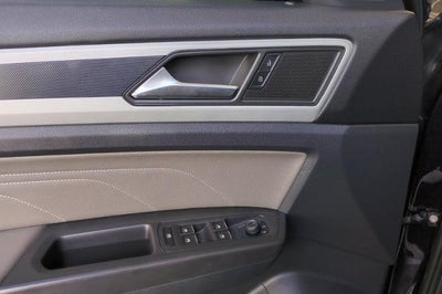 2023 Volkswagen Atlas 3.6L V6 SEL R-Line Black