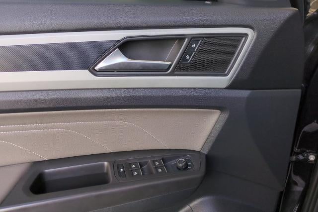 2023 Volkswagen Atlas 3.6L V6 SEL R-Line Black