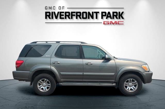 2005 Toyota Sequoia SR5