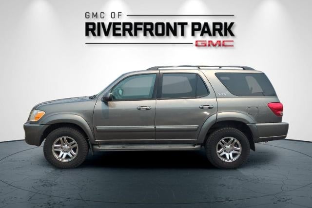 2005 Toyota Sequoia SR5