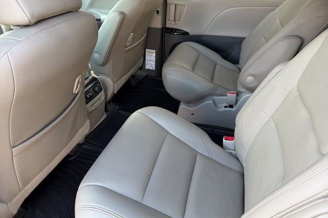 2019 Toyota Sienna XLE