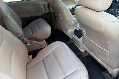 2019 Toyota Sienna XLE