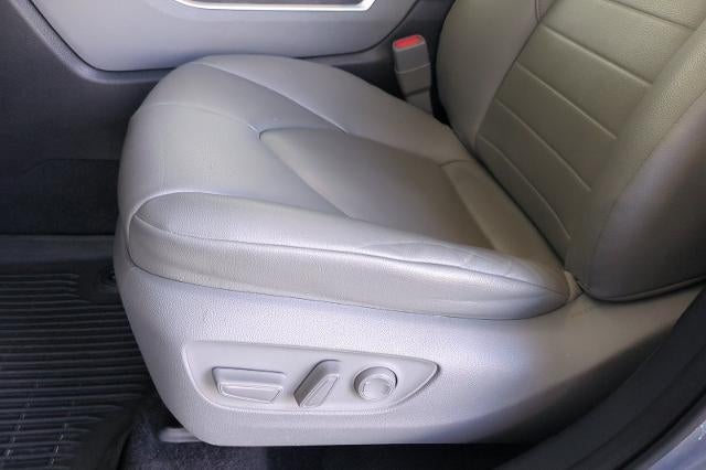 2020 Toyota Highlander Hybrid XLE