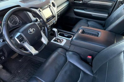 2017 Toyota Tundra 4WD Platinum
