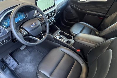 2025 Ford Escape Platinum