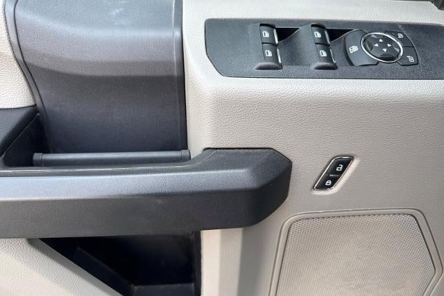 2022 Ford Super Duty F-350 SRW XL