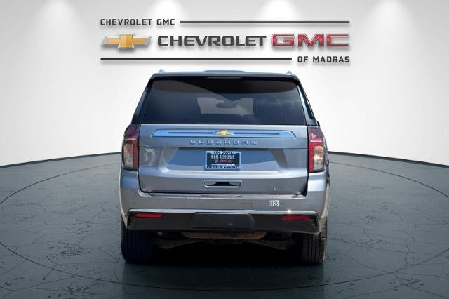 2022 Chevrolet Suburban LT