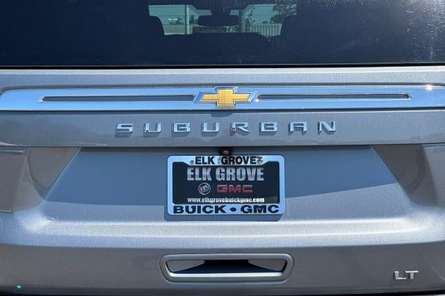 2022 Chevrolet Suburban LT