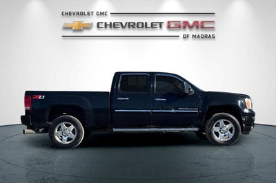 2011 GMC Sierra 2500 HD Denali