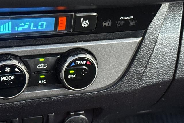 2016 Toyota Tacoma SR5