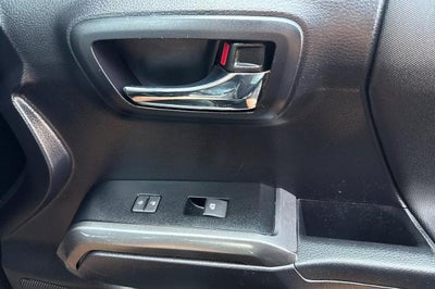 2020 Toyota Tacoma 4WD SR5