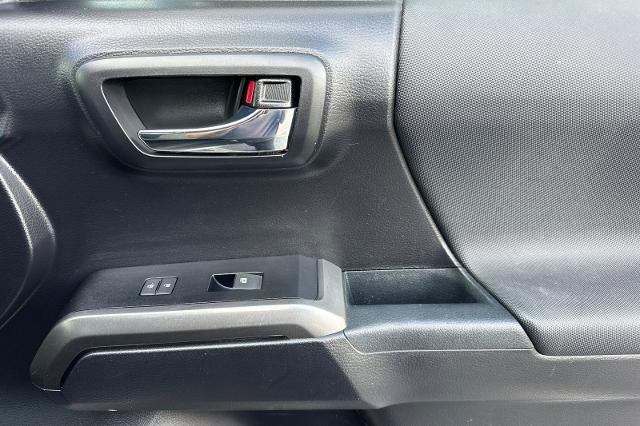 2021 Toyota Tacoma 4WD SR5