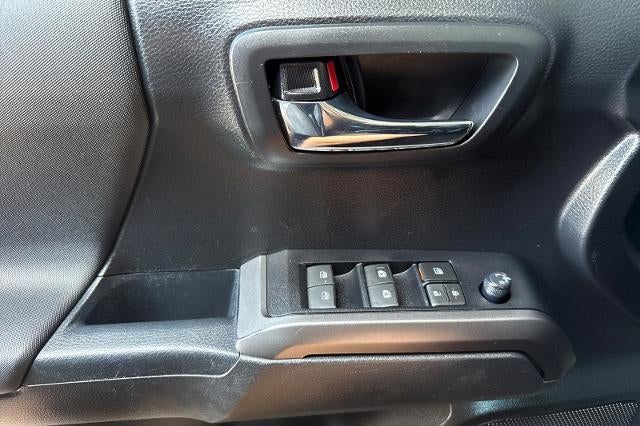 2020 Toyota Tacoma 4WD SR5