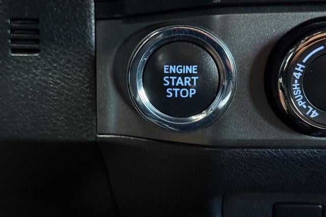 2020 Toyota Tacoma 4WD SR5