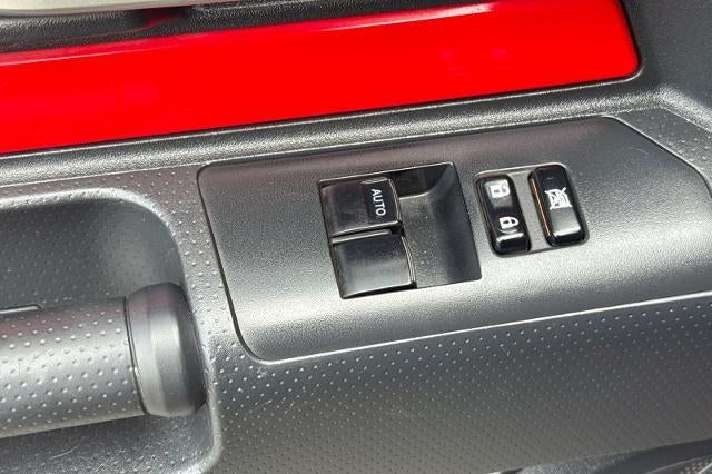 2012 Toyota FJ Cruiser BASE