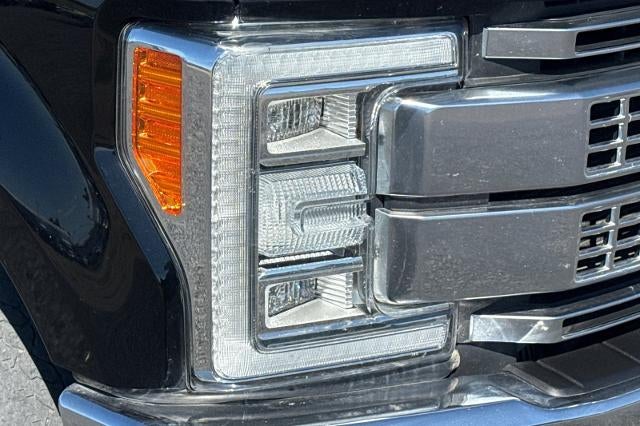 2017 Ford Super Duty F-350 SRW Platinum