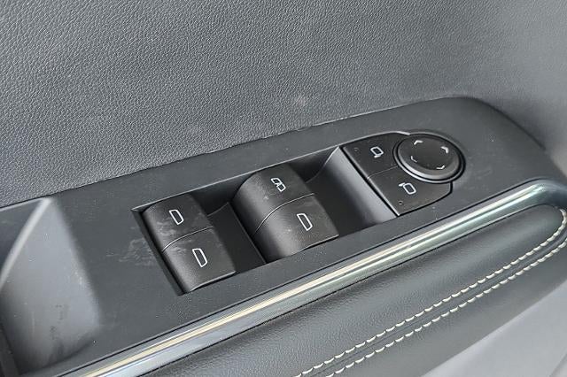 2026 GMC Acadia Elevation - Photo 11