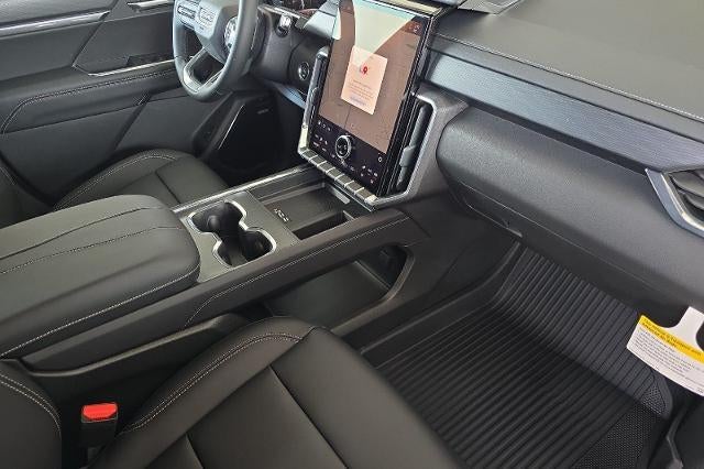 2026 GMC Acadia Elevation - Photo 17