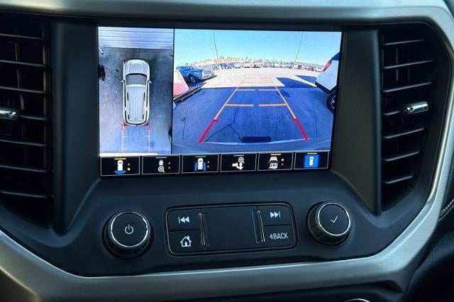 2022 GMC Acadia Denali