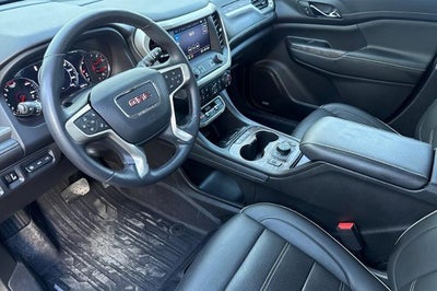 2022 GMC Acadia Denali