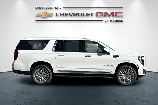 2025 GMC Yukon XL Elevation - Photo 2