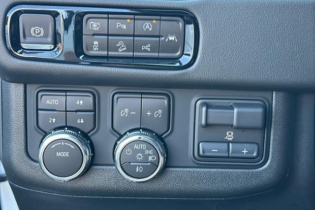 2025 GMC Yukon XL Elevation - Photo 32