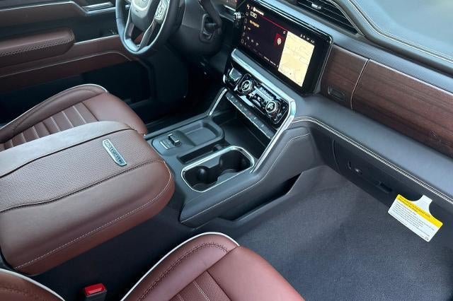 2026 GMC Sierra 3500HD Denali Ultimate - Photo 16