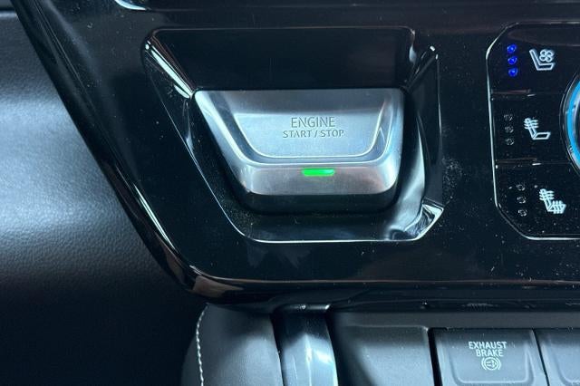 2026 GMC Sierra 3500HD Denali Ultimate - Photo 25