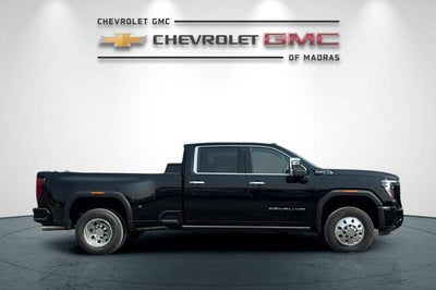2026 GMC Sierra 3500 HD Denali Ultimate DRW