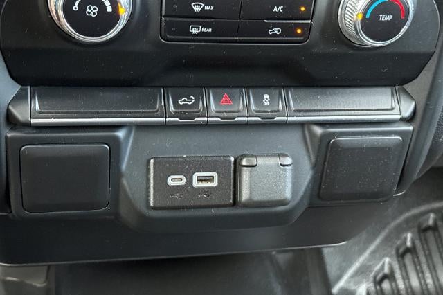 2023 GMC Sierra 2500 HD Pro