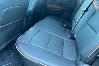 2023 GMC Canyon AT4