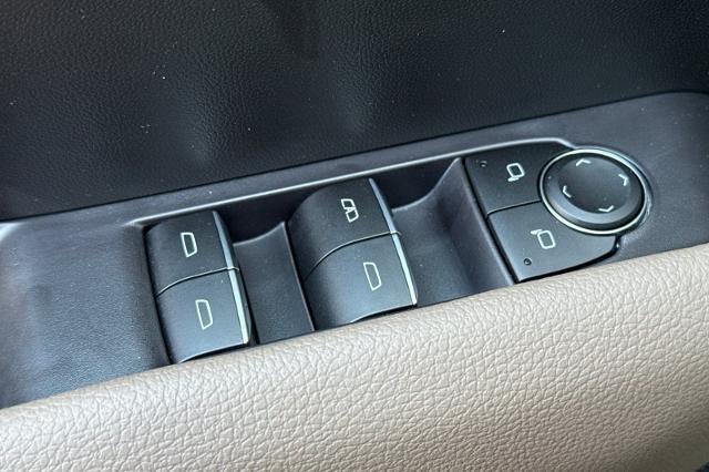 2023 GMC Canyon 4WD Denali