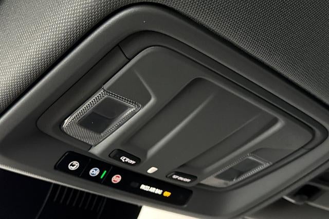 2024 GMC Sierra 1500 SLT - Photo 23