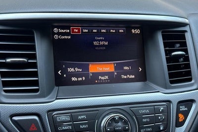 2018 Nissan Pathfinder SL